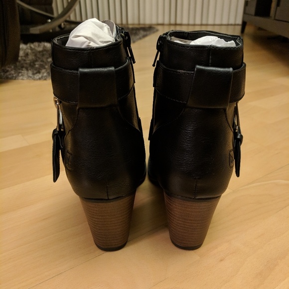 NWT Dirty Laundry Booties! - Picture 5 of 6